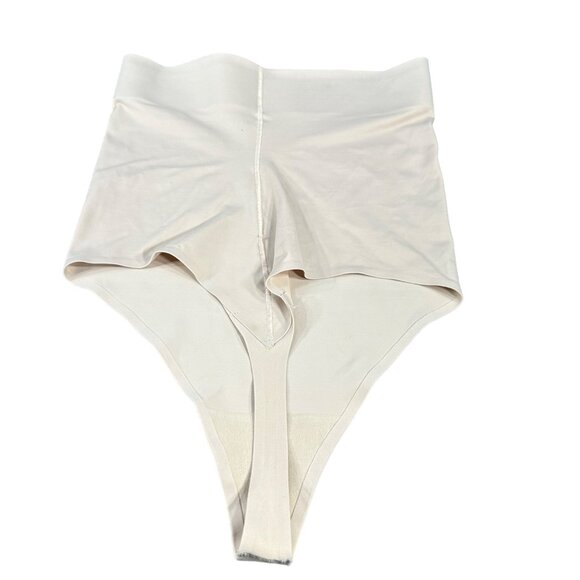 TC Total Control Size XL Shapewear Thong High-Waist Moderate Control Beige New - Picture 2 of 10